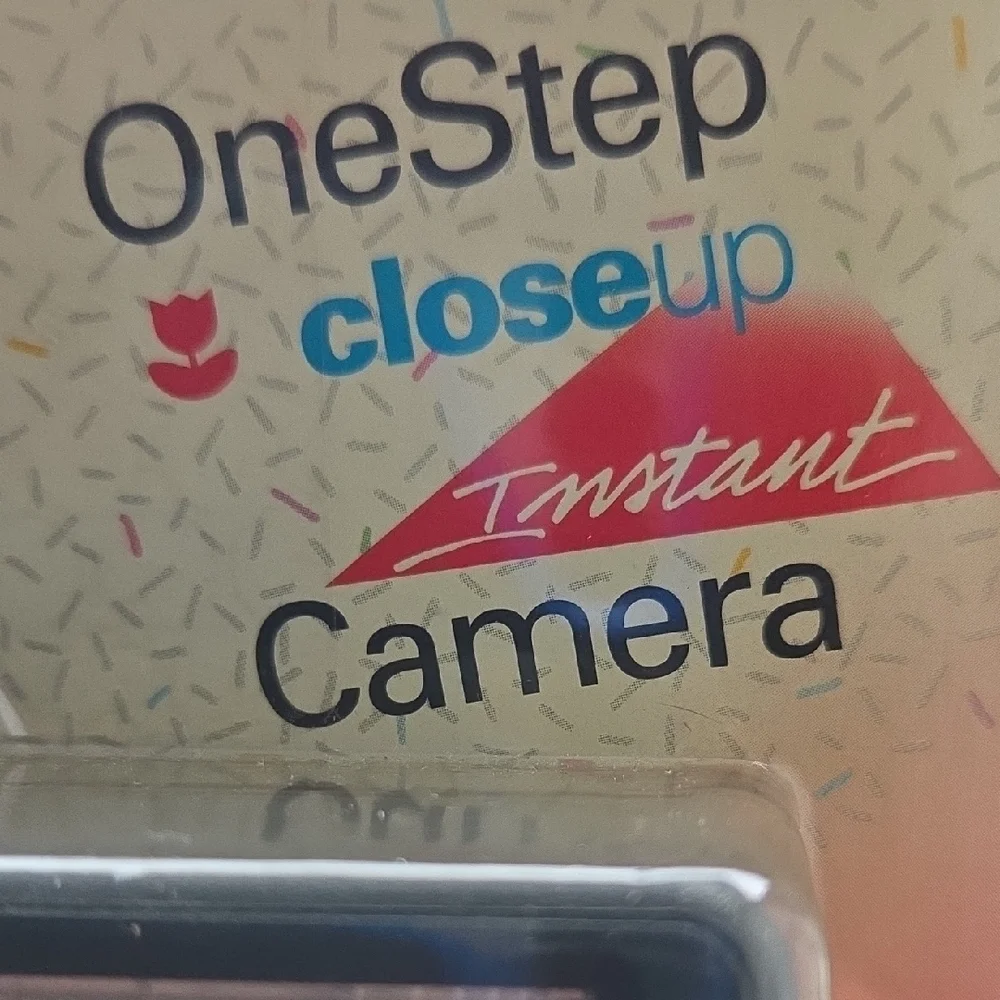 Polaroid OneStep CloseUp Instant Camera - Black and Red